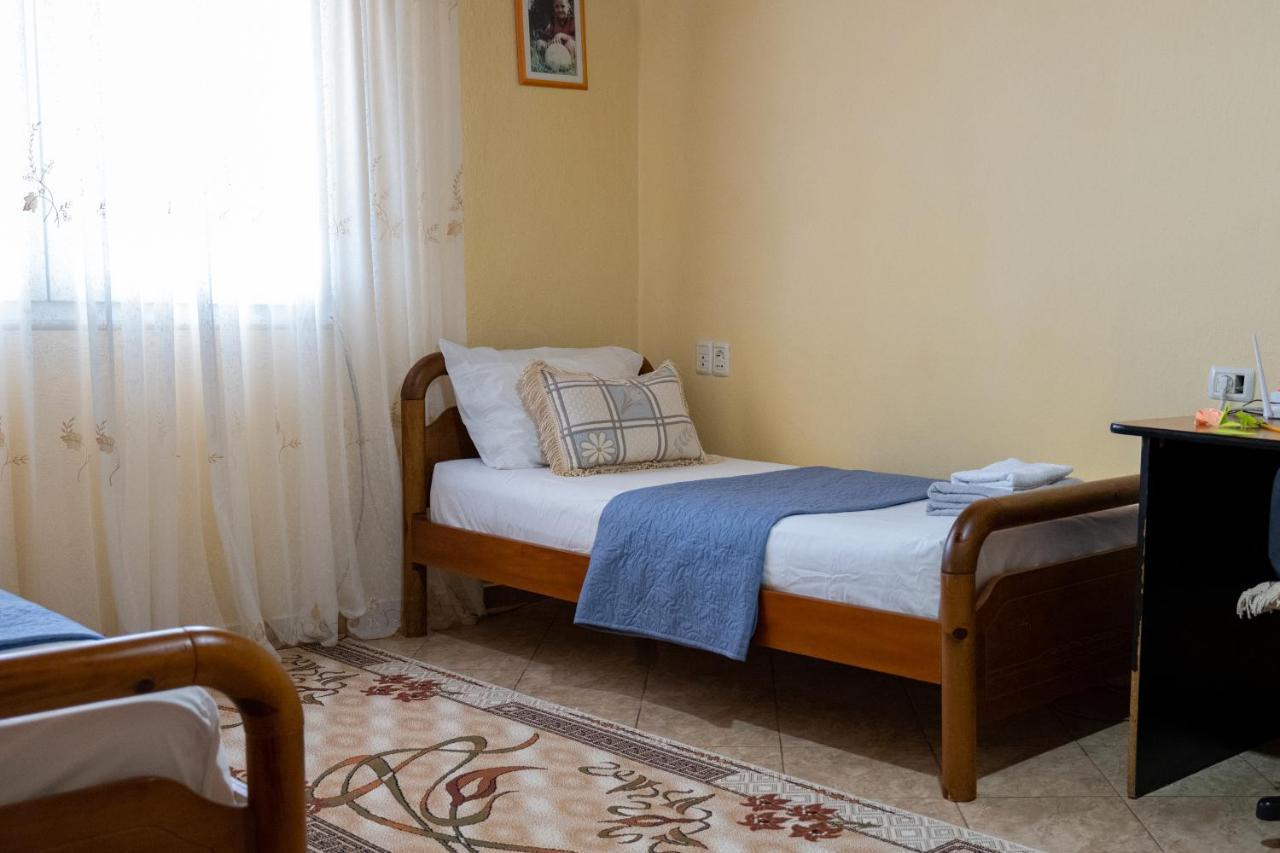 Panoramic View House Літній будинок Tepelene